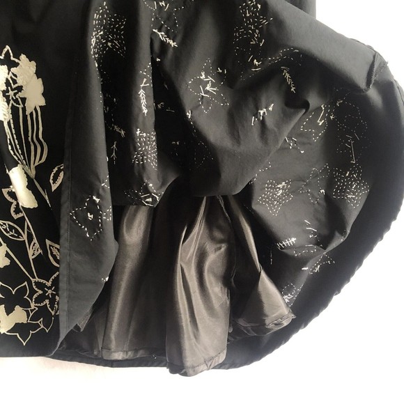 Gracie & Me Black & White Floral Midi Skirt w/Sequins & Beads Size 14 - Picture 6 of 9